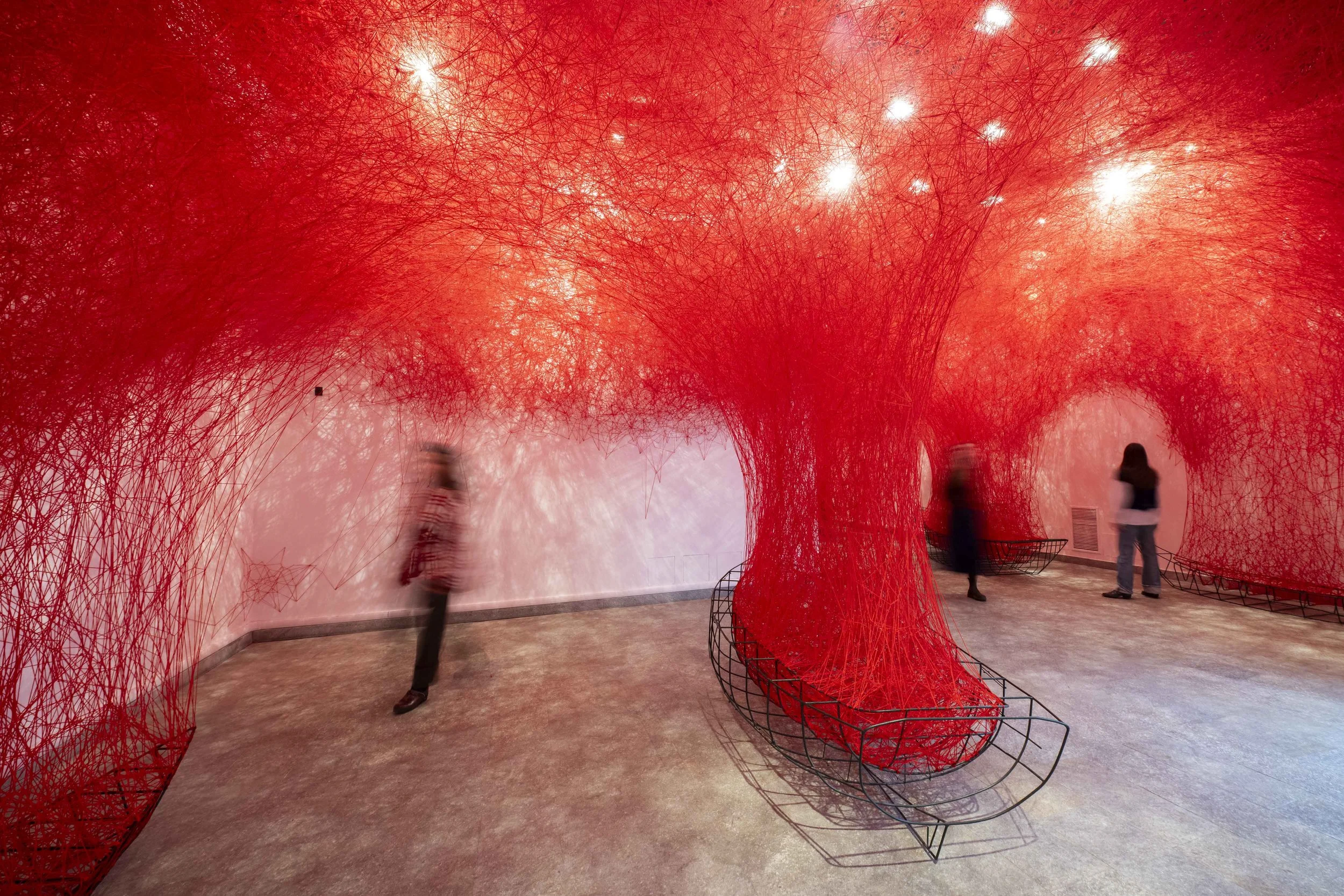 塩田千春　SHIOTA CHIHARU  Hatje cantz CHIHARU SHIOTA–塩田千春